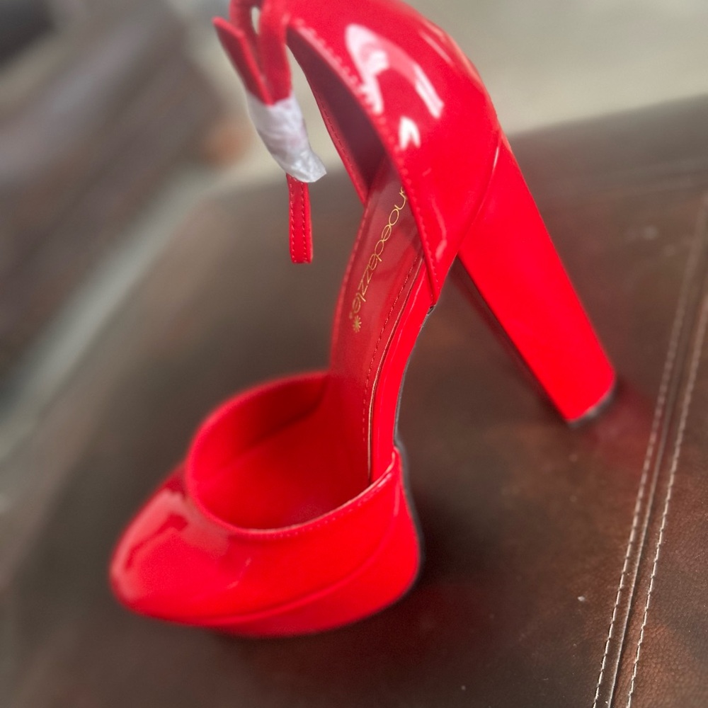 Shoe Dazzle Red Elegant Stiletto Heels